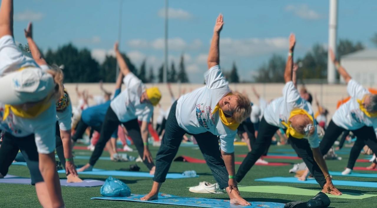 В г.о. Коломна для участников программы «Активное долголетие» прошел областной фестиваль йоги