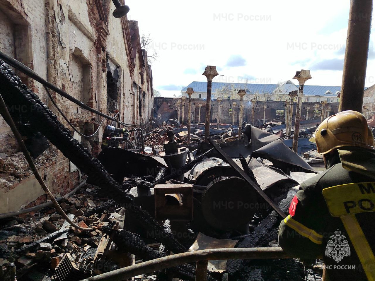 Открытое горение в производственном здании в Орехово-Зуеве ликвидировано