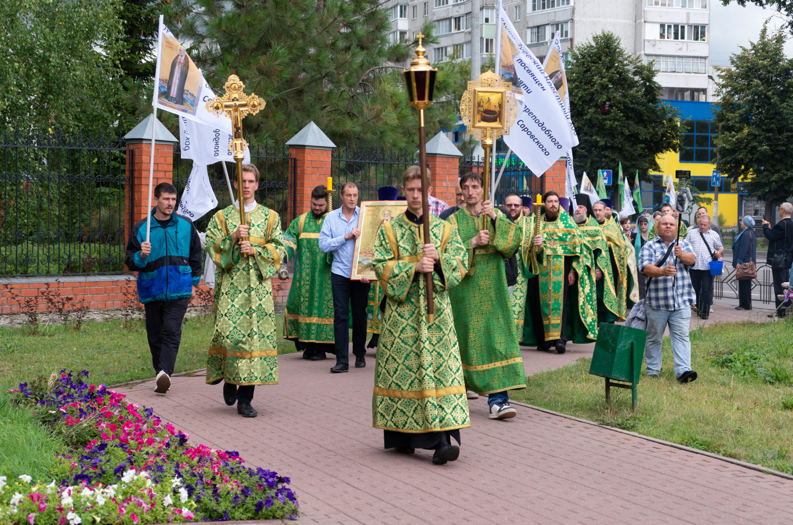 Торжественный Крестный ход